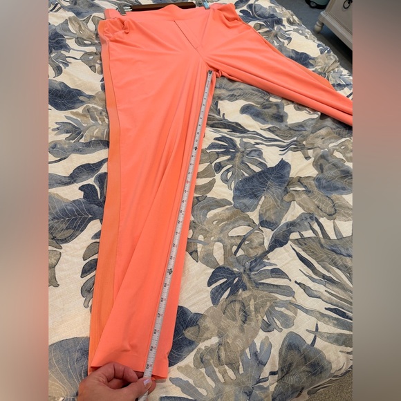 Athleta Women’s Coral Joggers - Picture 6 of 7